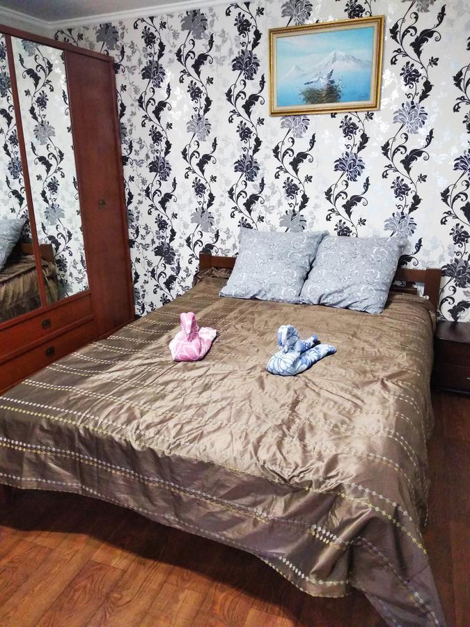 Apartment Nr Railway Station Odessza Kültér fotó